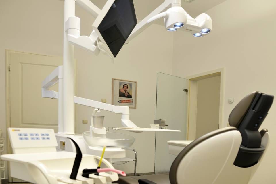 Zahnärztin Lisett Schmude Behandlungszimmer