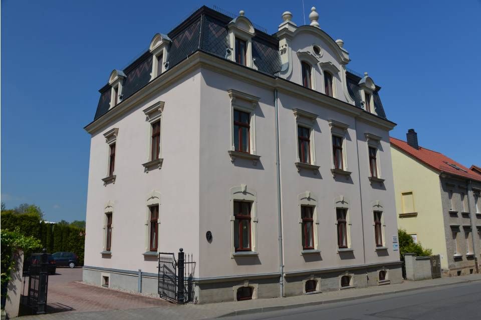 Zahnärztin Lisett Schmude Außenansicht