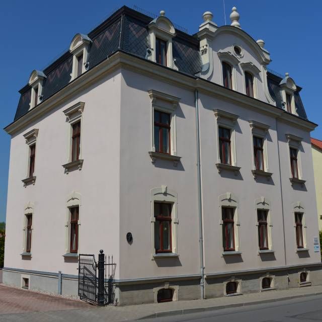Zahnärztin Lisett Schmude Außenansicht