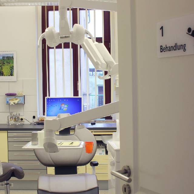 Zahnärztin Lisett Schmude Behandlungszimmer